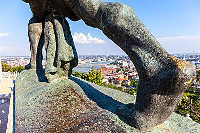 生存FPS《Sker Ritual》公开 《斯盖尔女仆》精神续作